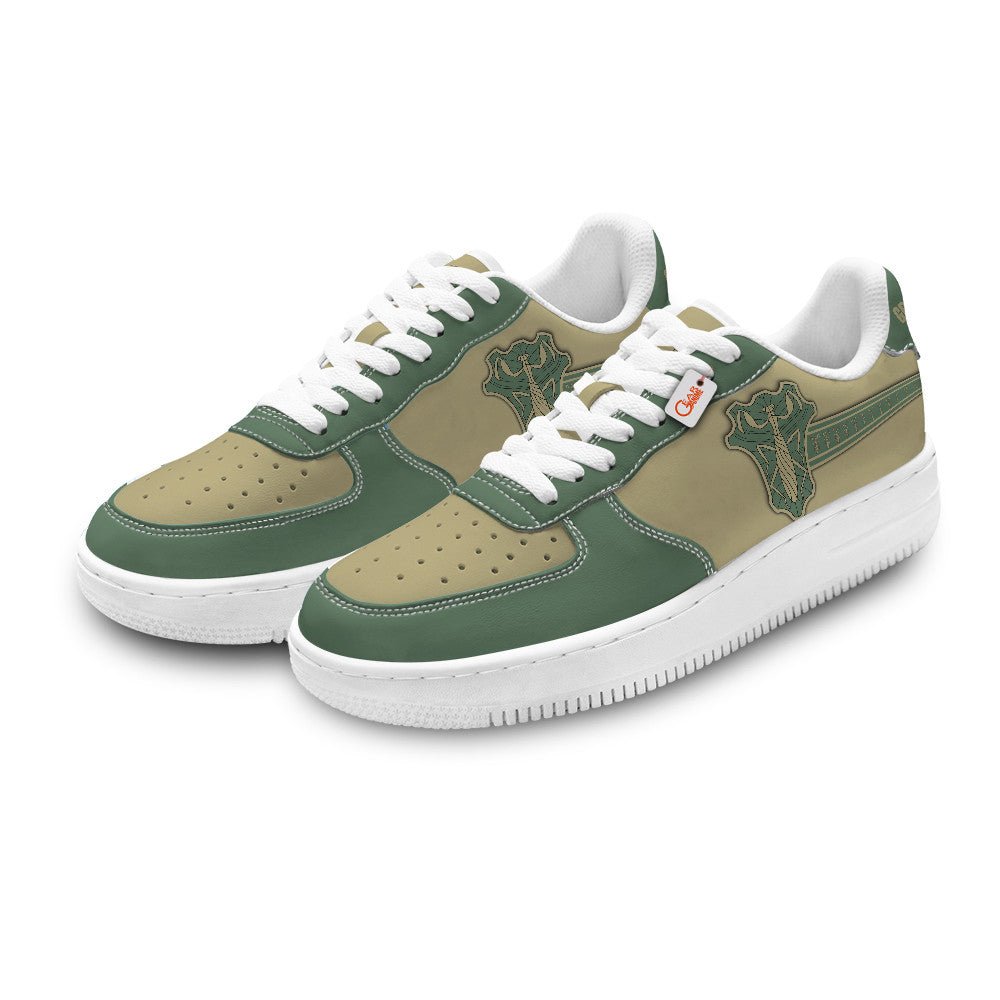 Black Green Mantis Personalized Low-Top Sneakers